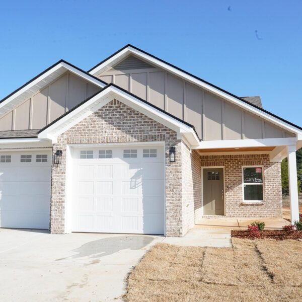 Southern Gayles | The Bowen | Lot 52