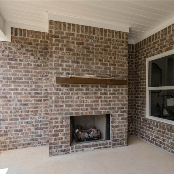 Summerfield Preserve Outdoor Fireplace
