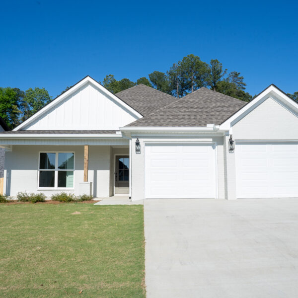 Lot 116 | Monochrome Aesthetic Exterior